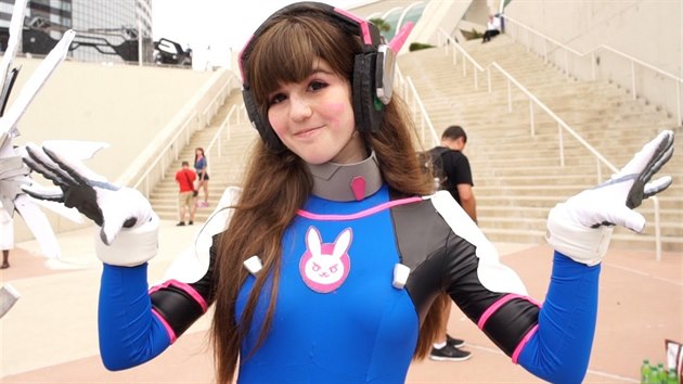 Cosplay postavy z Overwatche z Comcs COnu 2016 Cosplay postavy z Overwatche z Comcs COnu 2016