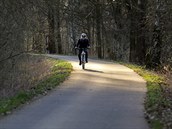 Cyklostezka Cheb-Waldsassen na tělese bývalé železniční trati. Cyklostezka Cheb-Waldsassen na tělese bývalé železniční trati.