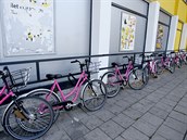 S půjčováním kol v Brně začal projekt Rekola. V poslední době k němu přibývají... S půjčováním kol v Brně začal projekt Rekola. V poslední době k němu přibývají...