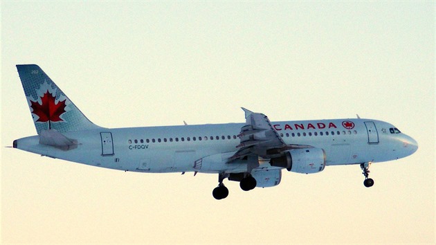 Letoun A320 spolenosti Air Canada