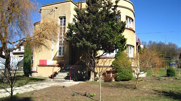 Švermova, Turnov, okres Semily. Nemovitost má obytnou plochu 206 metrů čtverečních.