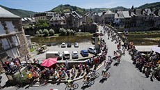 Momentka z patnácté etapy Tour de France.