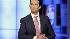 Donald Trump mladší ve studiu televize Fox News (11. červenec 2017). Donald Trump mladší ve studiu televize Fox News (11. červenec 2017).