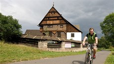 Předseda Sdružení Český ráj Aleš Hozdecký při vyjížďce na cyklostezce Greenway... Předseda Sdružení Český ráj Aleš Hozdecký při vyjížďce na cyklostezce Greenway...