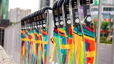 Čínský start-up na půjčování deštníků Sharing E Umbrella přišel během několika... Čínský start-up na půjčování deštníků Sharing E Umbrella přišel během několika...