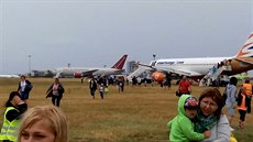 V Burgasu sjelo po přistání z dráhy letadlo společnosti Travel Service V Burgasu sjelo po přistání z dráhy letadlo společnosti Travel Service