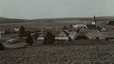 Pohled na Dolní Vltavici než ji zatopila Lipenská přehrada. Pohled na Dolní Vltavici než ji zatopila Lipenská přehrada.