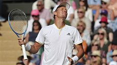 Nespokojený Tomá Berdych v semifinále Wimbledonu