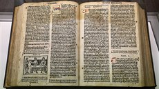 Vzácný starý tisk iluminované kalinické Bible benátské z roku 1506.