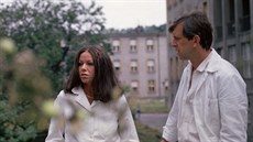 Eva Hudeková a Jaromír Hanzlík v seriálu Sanitka (1984)