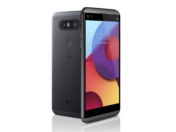 LG Q8