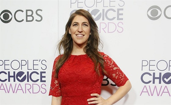 Mayim Bialiková na People's Choice Awards (Los Angeles, 18. ledna 2017)