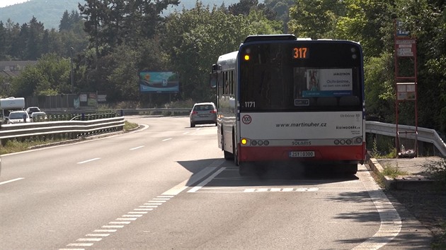 Autobusm chybí na Strakonické pipojovací pruhy