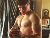 Arthur Chatto na svém profilu na sociální síti vystavil své svalnaté tělo. Arthur Chatto na svém profilu na sociální síti vystavil své svalnaté tělo.