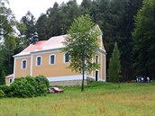 Obnovený kostel v Janovičkách u Luže. Dnes se tu konají svatby, křtiny i... Obnovený kostel v Janovičkách u Luže. Dnes se tu konají svatby, křtiny i...