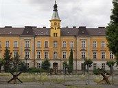 Armádou opuštěná Dukelská kasárna v Opavě se dočkají rozvoje, město tam chce... Armádou opuštěná Dukelská kasárna v Opavě se dočkají rozvoje, město tam chce...
