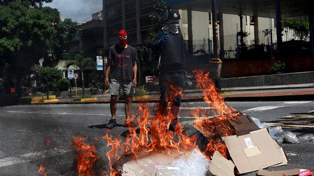 Ve Venezuele vypukla tyiadvacetihodinov   celosttn stvka jako protest proti vld Nicolse Madura. Demonstranti tak zablokovali ulice. (20. ervence 2017)