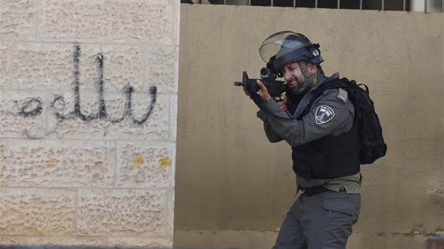 Kvli omezenm na Chrmov hoe v Jeruzalm vypukly stety Palestinc s policisty i v Betlm na Zpadnm behu Jordnu. (21. ervence 2017)