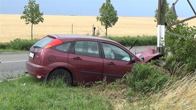 Thotn ena odletla vrtulnkem po nehod (21.7.2017)