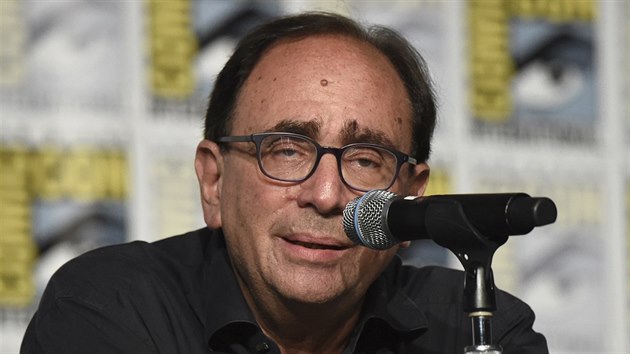 Spisovatel R.L. Stine hovo s fanouky