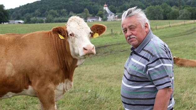 Chovatel lechtnch plemen skotu Manfred Reinold ze Star erven Vody na Jesenicku, jeho bk zskal na leton Nrodn vstav hospodskch zvat hned ti prvn msta.