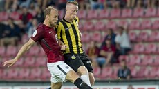 Semih Kaya ze Sparty (vlevo) a Lars Ten Teije z Arnhemu. Semih Kaya ze Sparty (vlevo) a Lars Ten Teije z Arnhemu.