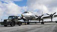 Douglas VC-54C Sacred Cow je vystaven v muzeu USAF na Wright-Pattersonov...