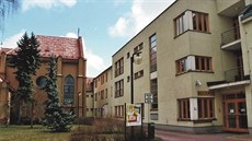 Bývalý klášter františkánek v Moravské Třebové slouží jako domov důchodců. Bývalý klášter františkánek v Moravské Třebové slouží jako domov důchodců.