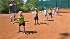 V Krásné Studánce pořádají druhý letošní kemp pro kluky a holky od pěti do... V Krásné Studánce pořádají druhý letošní kemp pro kluky a holky od pěti do...