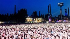 První den multiánrového festivalu Colours of Ostrava. (19. ervence 2017)