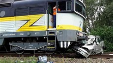Na železničním přejezdu ve Vracově na Hodonínsku se srazilo auto s vlakem.... Na železničním přejezdu ve Vracově na Hodonínsku se srazilo auto s vlakem....