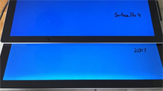 Srovnání podsvícení starší a nové generace Surface Pro. Srovnání podsvícení starší a nové generace Surface Pro.