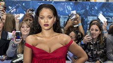 Rihanna (Londýn, 24. července 2017) Rihanna (Londýn, 24. července 2017)