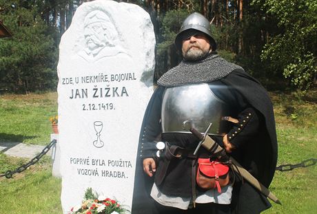 Na slavnostní odhalení památníku bitvy u Nekmíe pijel Jan ika z Trocnova v...