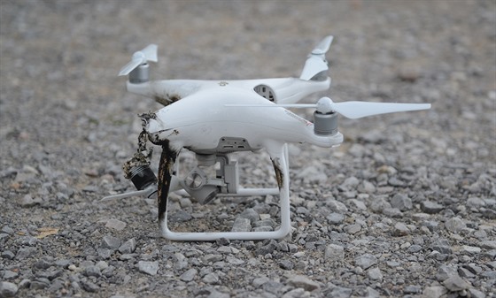 Sestelený dron. Ilustraní snímek
