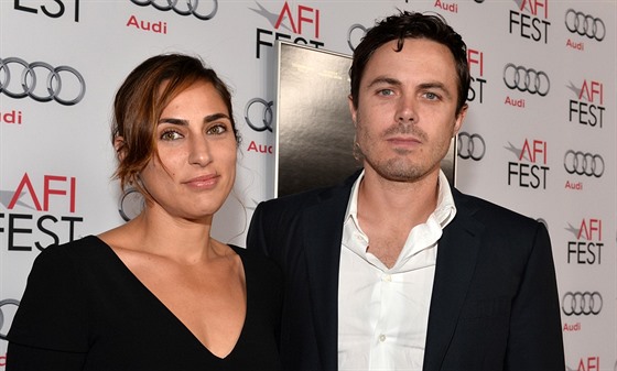 Summer Phoenixová a Casey Affleck (Hollywood, 9. listopadu 2013)