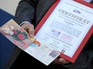 Ivan Hanu obdrel v Pelhimov certifikt.