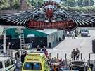 Záchranái zasahují u zranného v areálu festivalu Brutal Assault v Josefov...