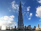 Burd Chalífa je dosud nejvyí mrakodrap. Mí 828 metr. 