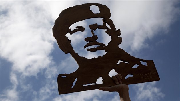 Někteří příznivci současného venezuelského prezidenta Nicoláse Madura si na... Někteří příznivci současného venezuelského prezidenta Nicoláse Madura si na...