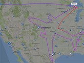 Obrys letadla je hotov. Testovac piloti Boeingu kreslili 787 Dreamliner ve...