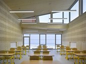V přístavbě je akustický komfort třídy zajištěn akustickými dřevěnými panely na... V přístavbě je akustický komfort třídy zajištěn akustickými dřevěnými panely na...