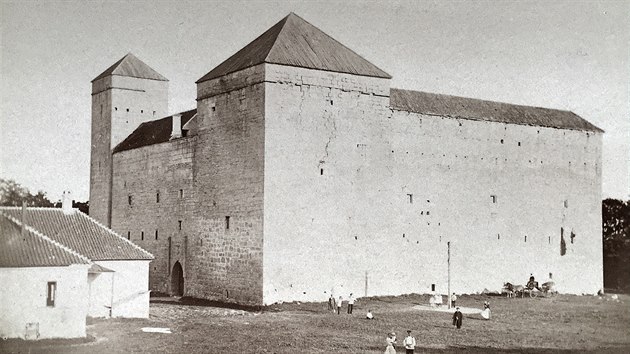 Hrad v estonskm mst Kuressaare v dob, kdy se pro nj pouval i nzev Arensburg.