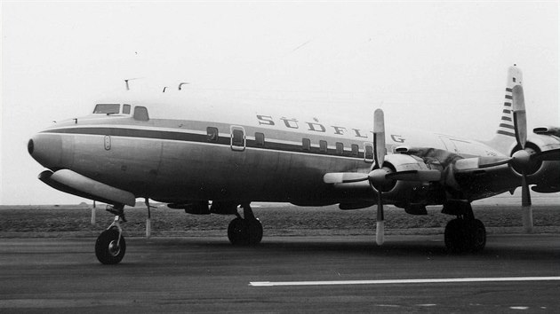 Douglas DC-7C nmeck spolenosti Sdflug International (doprava holandskch fanouk na Ruzyni v roce 1967)