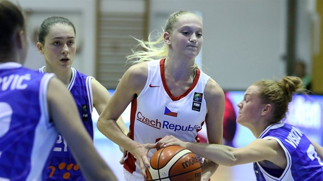 esk juniorsk reprezentantka Kristna Brabencov dobv ko Bosny a Hercegoviny.