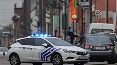 Policie v Bruselu zastavila řidiče, který tvrdí, že má v autě bombu (8. srpen... Policie v Bruselu zastavila řidiče, který tvrdí, že má v autě bombu (8. srpen...