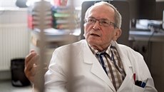 Docent Jan Šavel pracuje v Budvaru padesát let. Docent Jan Šavel pracuje v Budvaru padesát let.