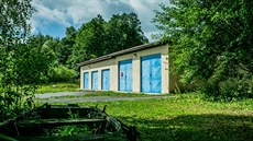 Zázemí vodních záchranářů v Kyselově na pravém břehu Lipenské přehrady Zázemí vodních záchranářů v Kyselově na pravém břehu Lipenské přehrady
