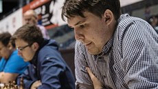 Jak dál? Český šachista Jan Krejčí přemýšlí nad dalším tahem během poslední... Jak dál? Český šachista Jan Krejčí přemýšlí nad dalším tahem během poslední...