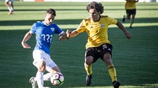 Momentka z utkání Táborsko (v modrém) - Olympia Praha. Momentka z utkání Táborsko (v modrém) - Olympia Praha.